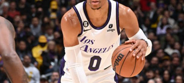 JJB-浓眉哥迎来五赛季高光表现，TL球迷沸腾！的简单介绍