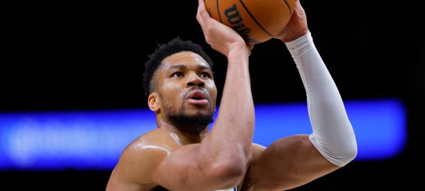 JJB-字母哥新星惊险取胜表现惊艳，独行侠未来可期！的简单介绍