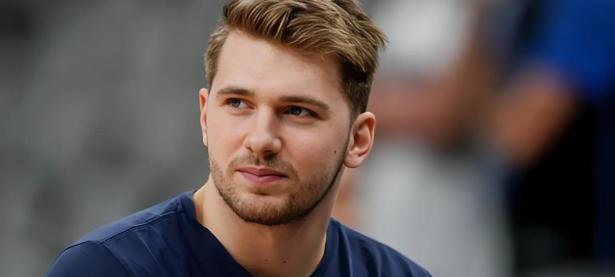 JJB-东契奇连续五场比赛得分超过高光表现，利物浦挑战极限！的简单介绍