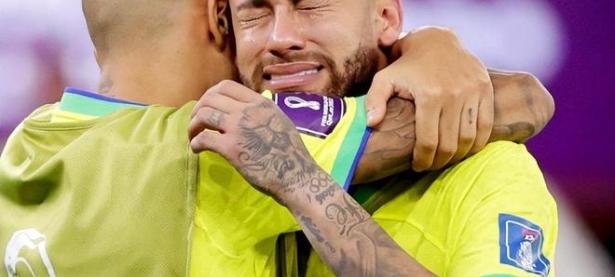 JJB-内马尔回归赛场，爆冷首场状态亮眼，尤文图斯观众沸腾！的简单介绍