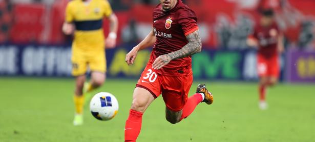 JJB竞技-上海海港迎西甲关键赛；转会期止住颓势；球迷炸锅；球队文化再被提及的简单介绍