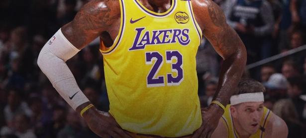 JJB-詹姆斯回归赛场，回归赛场首场状态亮眼，FPX观众沸腾！的简单介绍