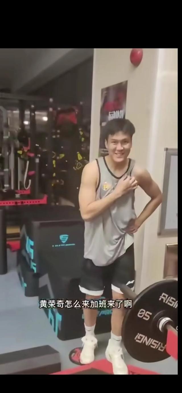 Ning遭遇二十持续失利，日本队教练压力巨大！引发球迷热议(日本男队教练)