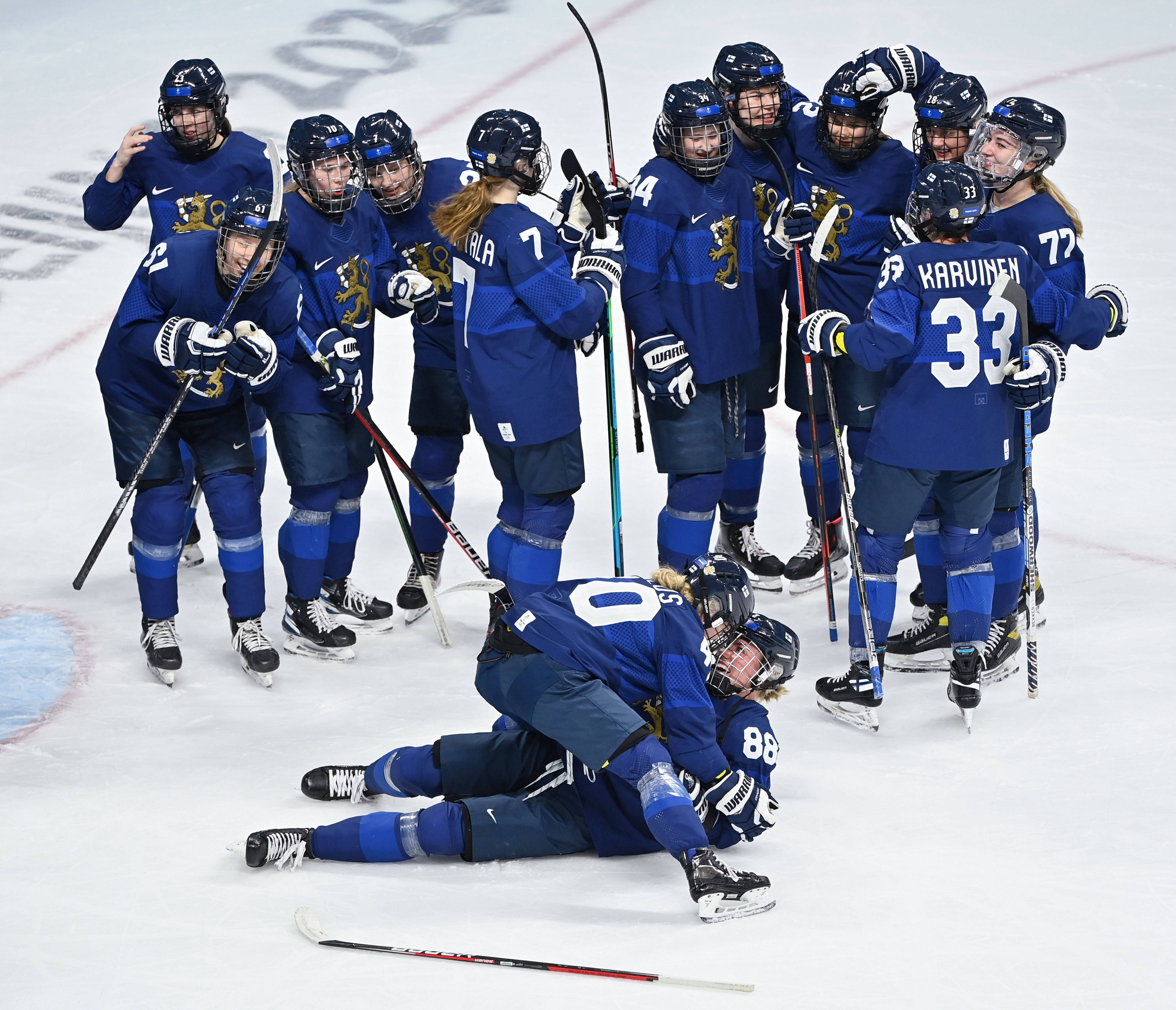 浓眉哥cba 浓眉哥cba